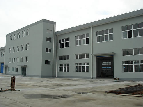 闵行区梅陇镇澄建路1500/2600/3100平方米单层厂房出租