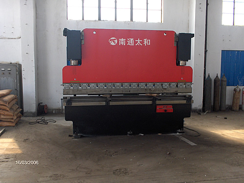 闵行区虹梅南路曲吴路近紫竹园工业区2460平米单层标准厂房出租 