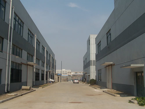 青浦华新工业开发区凤中路可分割标准厂房出租|另有独幢商务楼出租