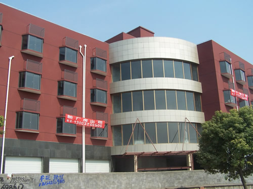青浦华新工业开发区凤中路可分割标准厂房出租|另有独幢商务楼出租