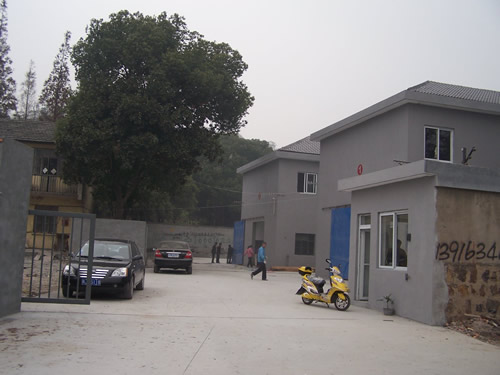 青浦区沪青平公路与赵重公路口11000平米新建单层可分割厂房出租
