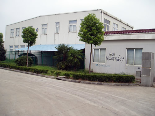松江区塔汇镇闵塔路两幢共7600平米标准厂房出租出售