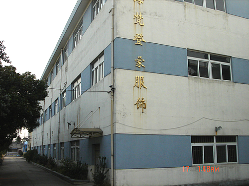 松江大港镇新港路3万平米标准厂房出租/可分割