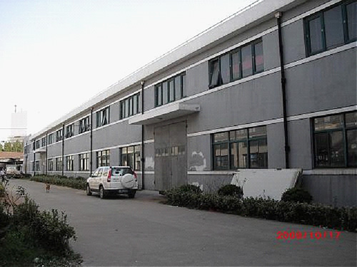 松江东部出口加工区车墩镇李高路2066平方米单层带5吨行车厂房出租