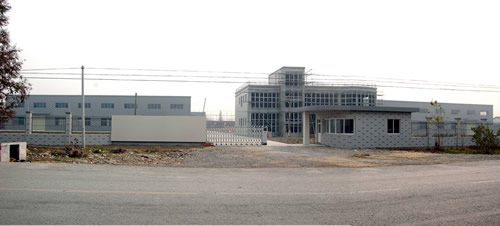 太仓市直塘镇204国道边部分新厂房及老厂房出租（单层交通便利）