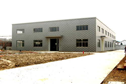太仓市直塘镇204国道边部分新厂房及老厂房出租（单层交通便利）