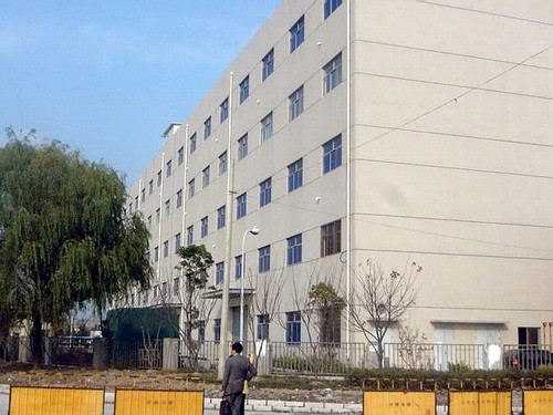 浦东外高桥外高桥五号门日樱南路12000平方米保税仓库出租 